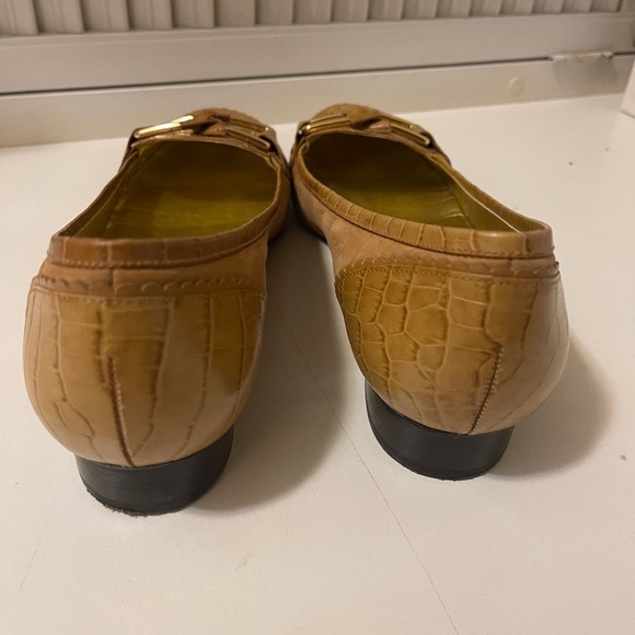 Cole Haan gorgeous flat shoes in great conditions - Picture 7 of 12